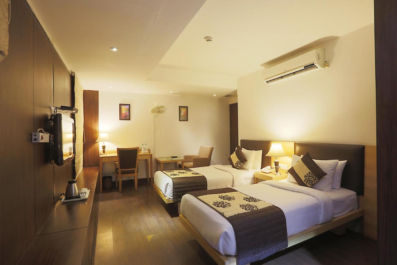 Hotel Arch Plaza - Near Yashobhoomi Convention Centre Dwarka New Delhi Exterior photo